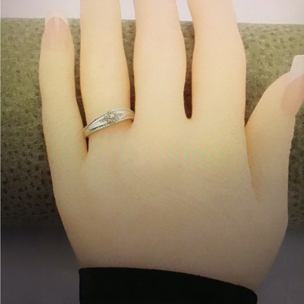 Diamond ring - Picture 3 of 3